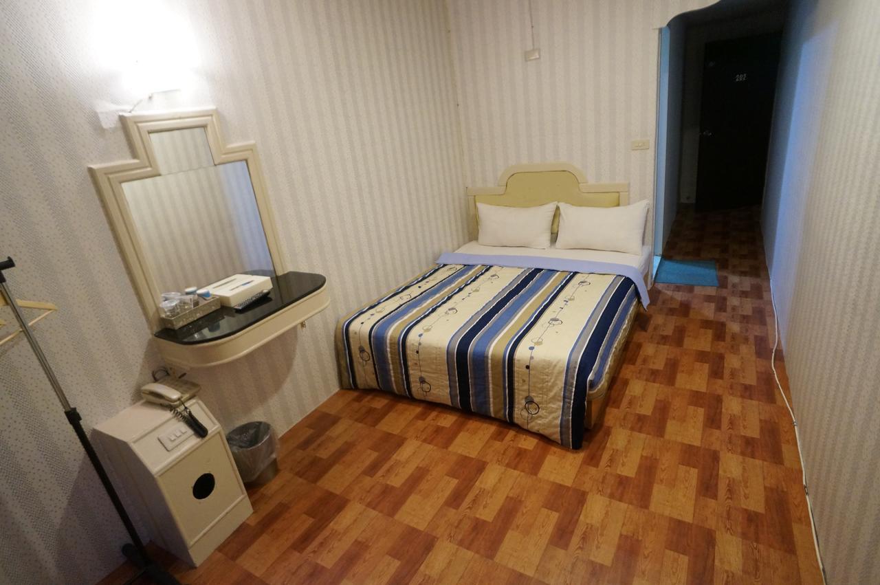 Yi Yuan Hotel تايبيه المظهر الخارجي الصورة